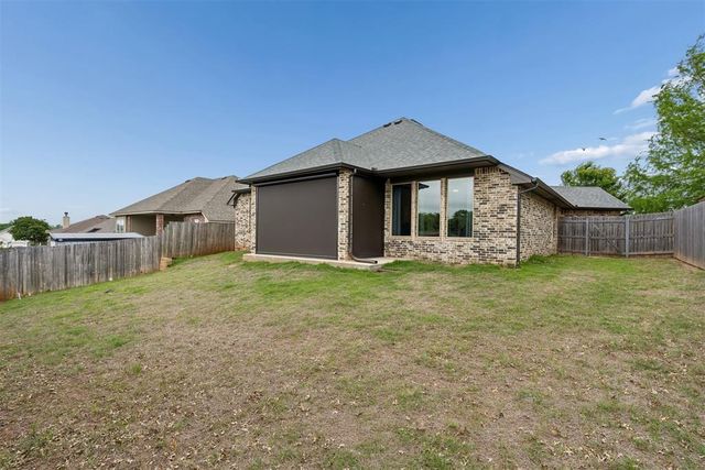 516 NE 23rd Avenue, Norman, OK 73071