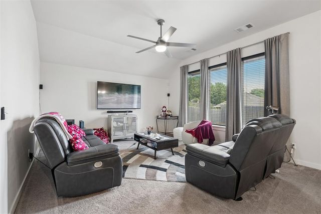 516 NE 23rd Avenue, Norman, OK 73071