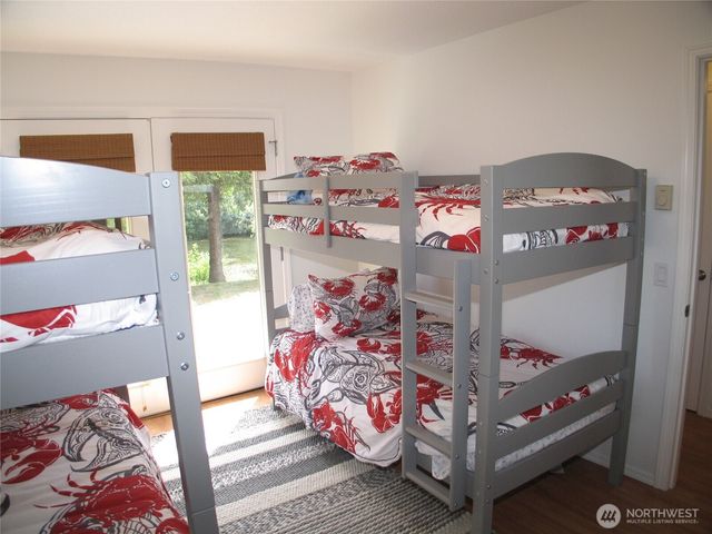 32404 G Street, Ocean Park, WA 98640