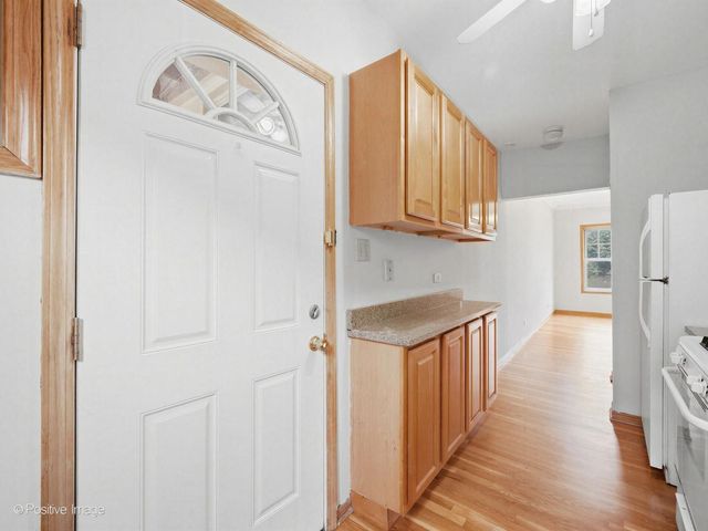 403 S Harvey Avenue 2B, Oak Park, IL 60302