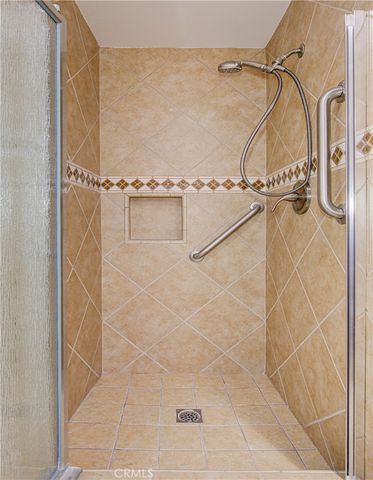 3310 Via Carrizo Q, Laguna Woods, CA 92637