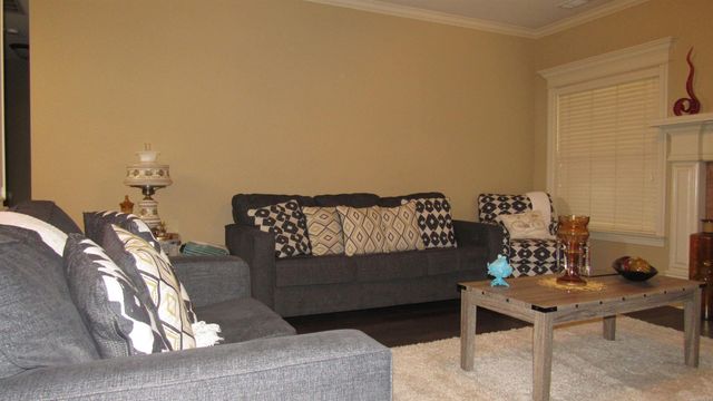 103 Crystalwood Court, Little Rock, AR 72210