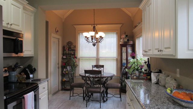 103 Crystalwood Court, Little Rock, AR 72210