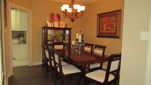 103 Crystalwood Court, Little Rock, AR 72210