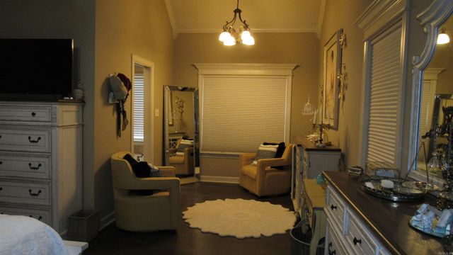 103 Crystalwood Court, Little Rock, AR 72210