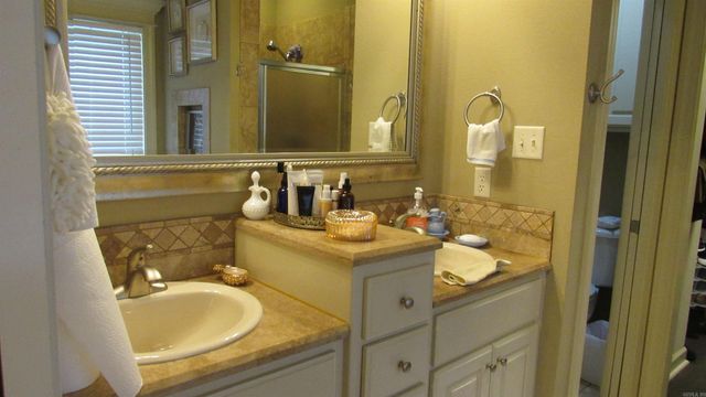 103 Crystalwood Court, Little Rock, AR 72210