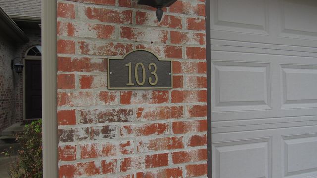 103 Crystalwood Court, Little Rock, AR 72210