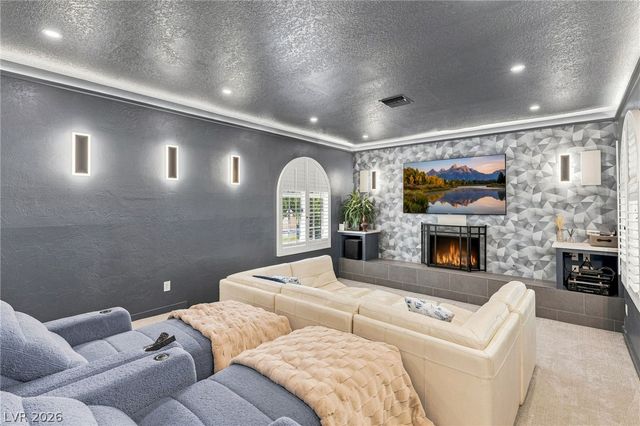 17 Quail Run Road, Henderson, NV 89014