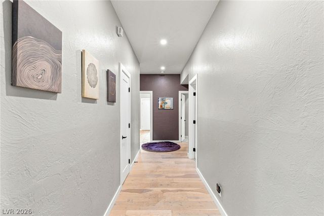 17 Quail Run Road, Henderson, NV 89014