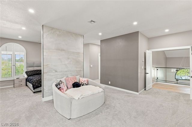 17 Quail Run Road, Henderson, NV 89014