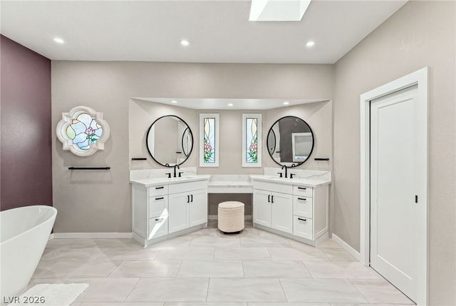 17 Quail Run Road, Henderson, NV 89014