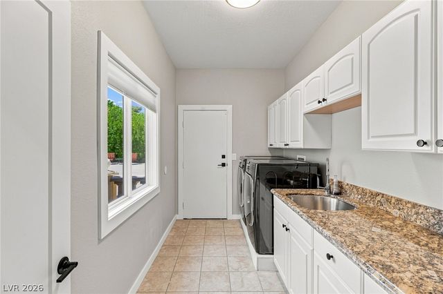 17 Quail Run Road, Henderson, NV 89014
