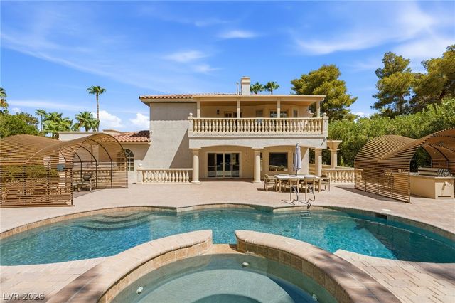 17 Quail Run Road, Henderson, NV 89014