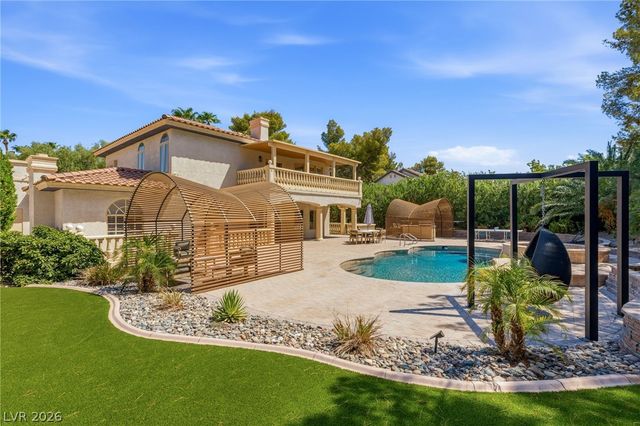 17 Quail Run Road, Henderson, NV 89014