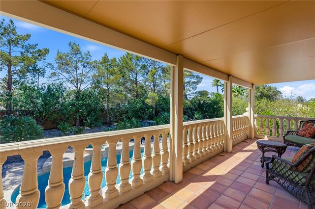 17 Quail Run Road, Henderson, NV 89014