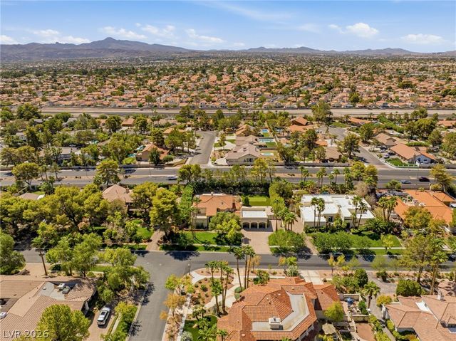 17 Quail Run Road, Henderson, NV 89014