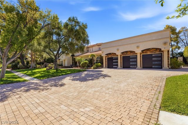 17 Quail Run Road, Henderson, NV 89014