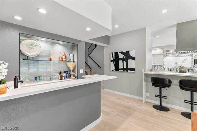 17 Quail Run Road, Henderson, NV 89014
