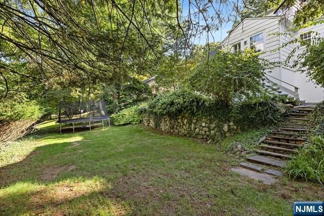 154 N Franklin Turnpike, Ho-ho-kus, NJ 07423
