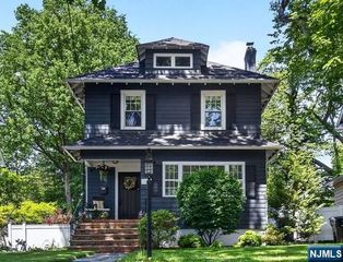158 Vreeland Avenue, Rutherford, NJ 07070