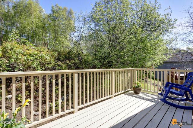 9845 Reliance Drive, Anchorage, AK 99507