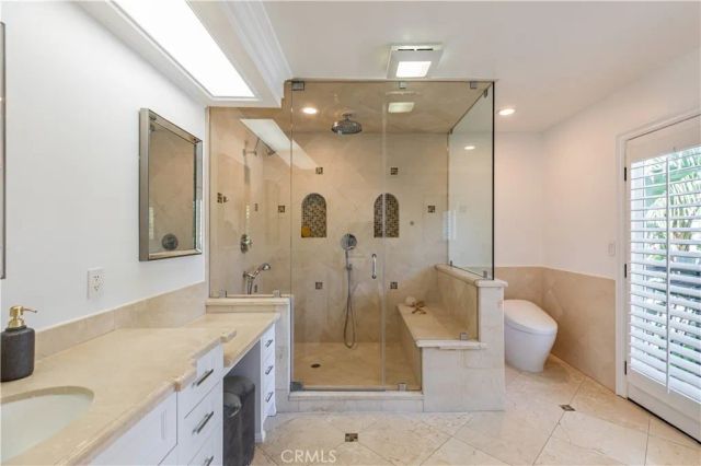 5242 Topeka Drive, Tarzana, CA 91356