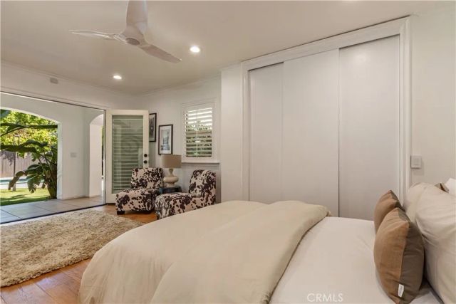 5242 Topeka Drive, Tarzana, CA 91356