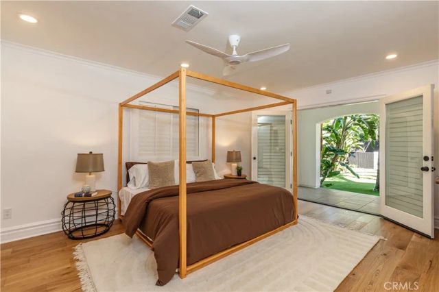 5242 Topeka Drive, Tarzana, CA 91356