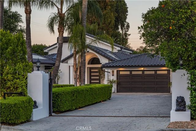 5242 Topeka Drive, Tarzana, CA 91356