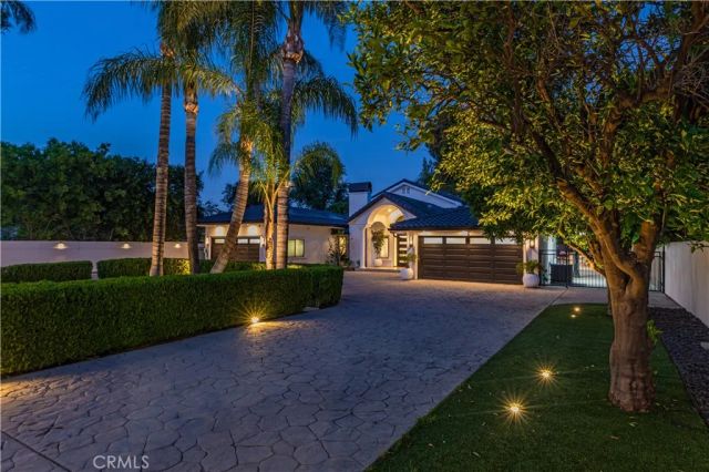 5242 Topeka Drive, Tarzana, CA 91356