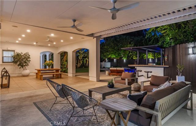 5242 Topeka Drive, Tarzana, CA 91356