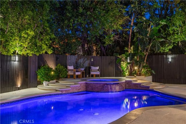 5242 Topeka Drive, Tarzana, CA 91356