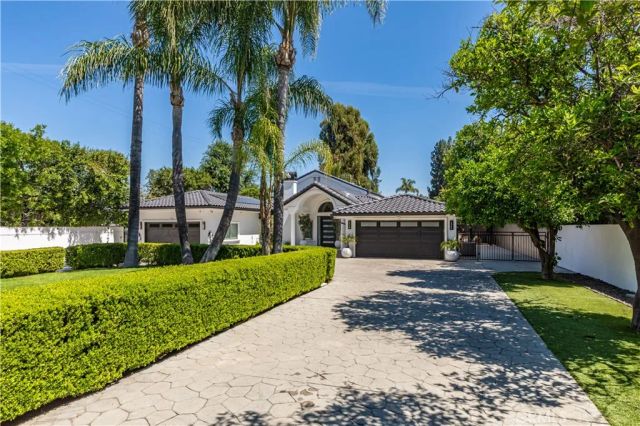 5242 Topeka Drive, Tarzana, CA 91356