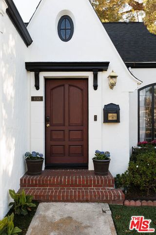 6148 San Vicente Boulevard, Los Angeles, CA 90048