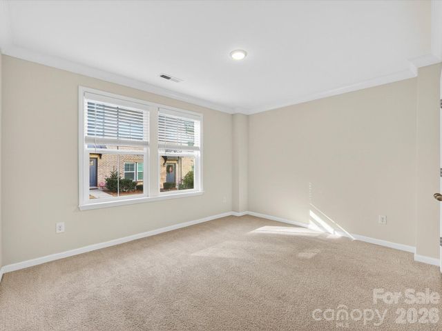 332 Hastings Run Drive, Charlotte, NC 28211