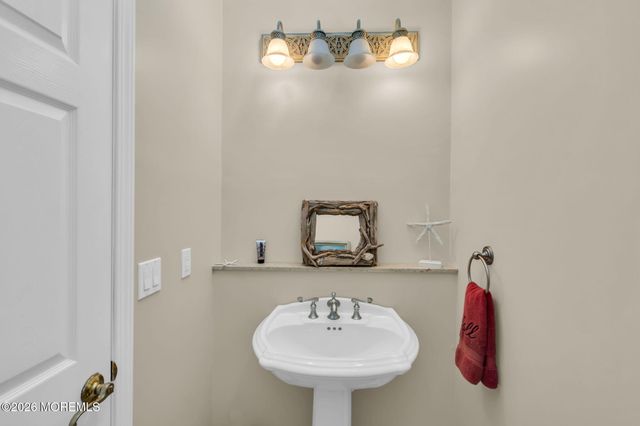 51 Fifth Avenue, Normandy Beach, NJ 08739