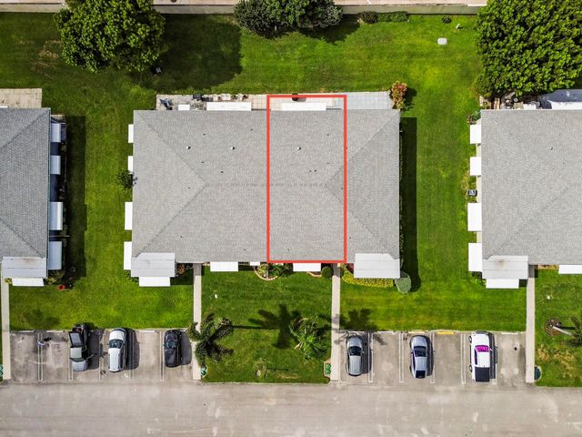 360 High Point Court C, Boynton Beach, FL 33435