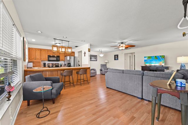 360 High Point Court C, Boynton Beach, FL 33435