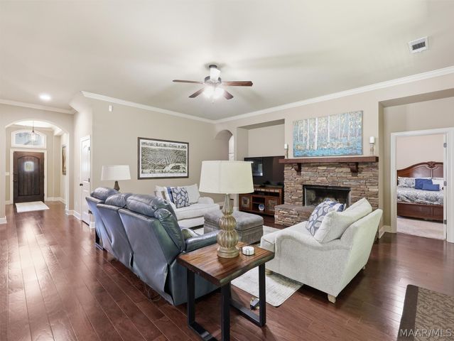 9144 Crescent Lodge Drive, Pike Road, AL 36064