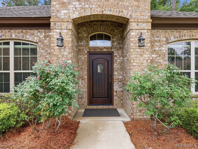 9144 Crescent Lodge Drive, Pike Road, AL 36064