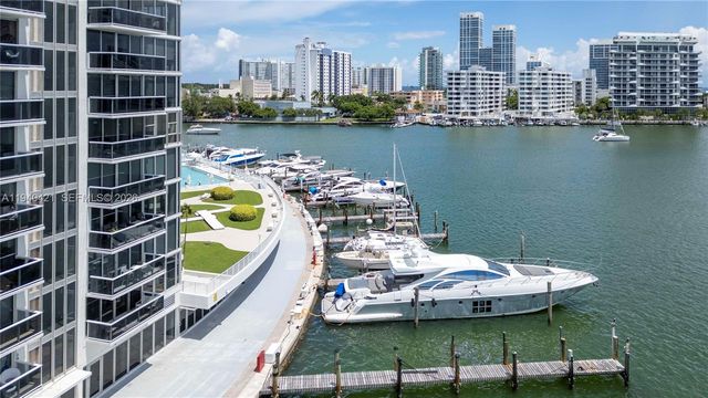 900 Bay Dr 125, Miami Beach, FL 33141