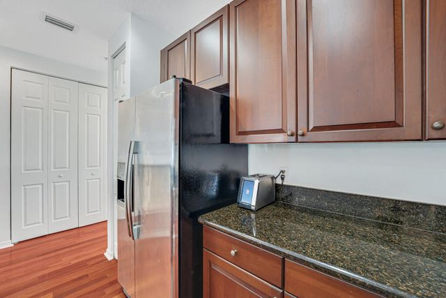 1388 Via De Pepi, Boynton Beach, FL 33426