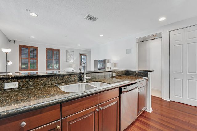 1388 Via De Pepi, Boynton Beach, FL 33426