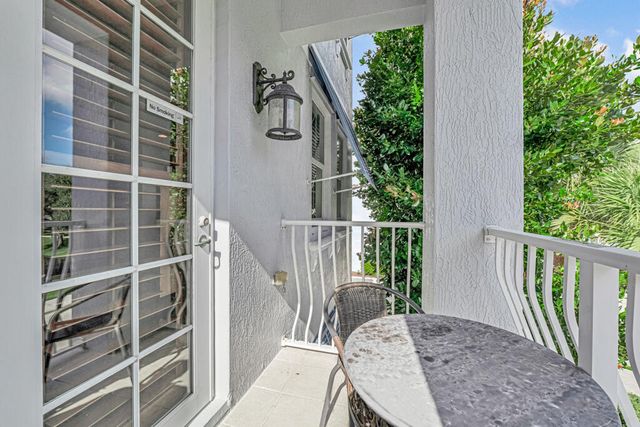 1388 Via De Pepi, Boynton Beach, FL 33426