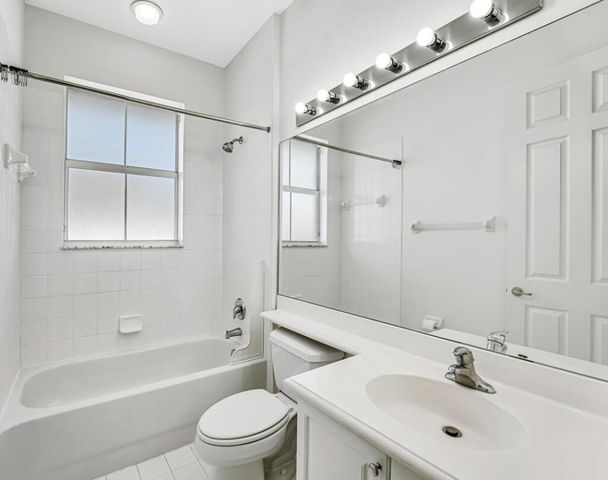 1388 Via De Pepi, Boynton Beach, FL 33426