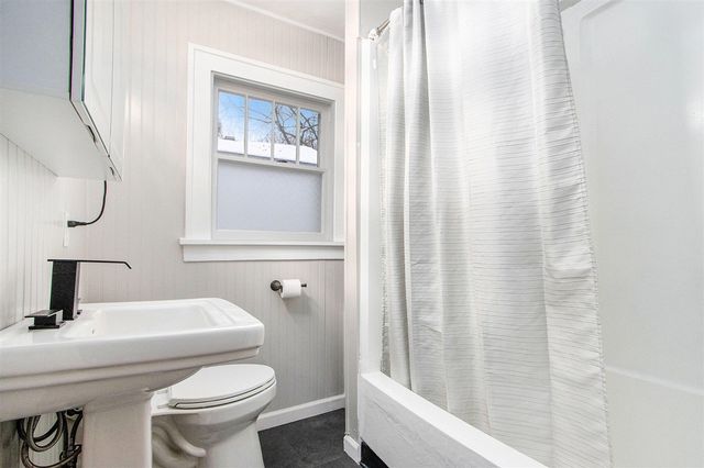 448 Whitcomb Street, Kalamazoo, MI 49001