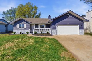 1137 N Burrows St, Belle Plaine, KS 67013