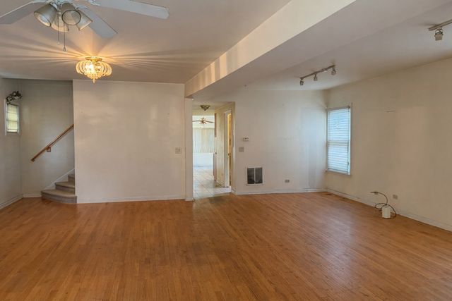 11224 S Stewart Avenue, Chicago, IL 60628