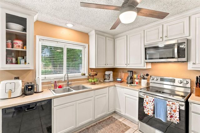 31715 Ironwood Drive, Waller, TX 77484