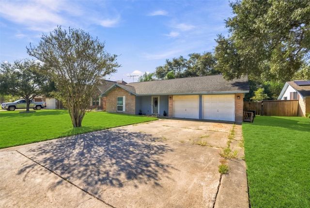 31715 Ironwood Drive, Waller, TX 77484